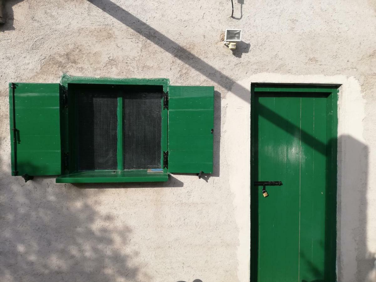 Spacious Family Apartment With Parking In The Shade And Barbecue House Šibenik Eksteriør bilde